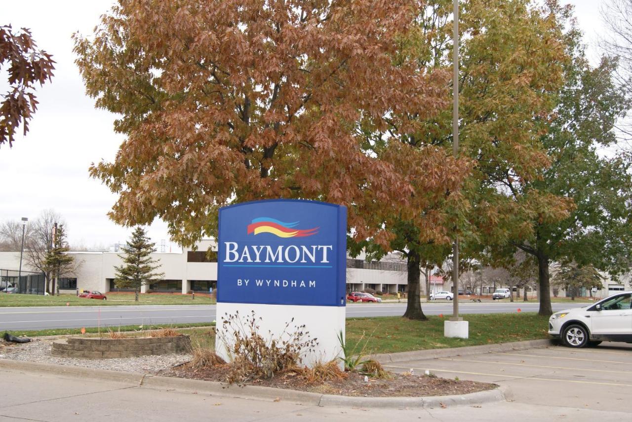 Baymont By Wyndham Coon Rapids Hotel Екстериор снимка